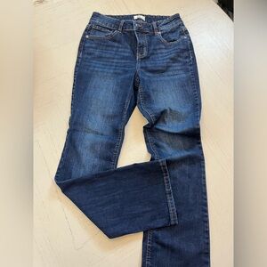 Maurice classic fit women’s jeans - Size 6 - maybe worn once.